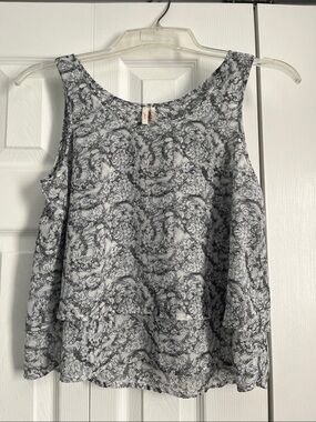 Frenchi Black & White Layered Lace-Pattern